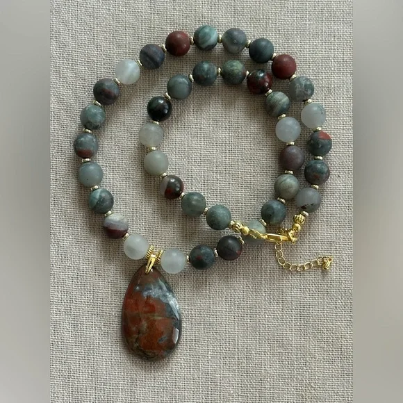 22-1/2 inch Matte Bloodstone bead Necklace NWOT - Picture 9 of 11